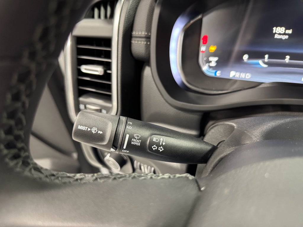 2025 RAM 4500 Chassis Big Horn 4x4 Crew Cab 60" CA 173.4" WB