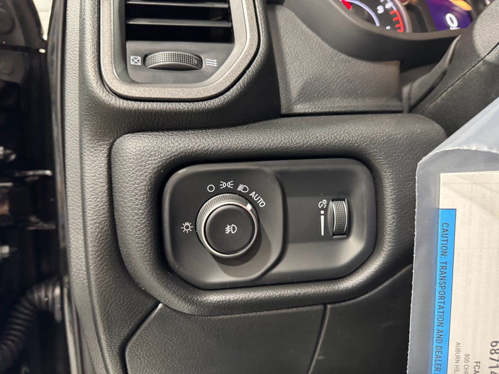 2025 RAM 4500 Chassis Tradesman 4x4 Crew Cab 60" CA 173.4" WB