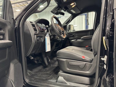 2025 RAM 4500 Chassis Tradesman 4x4 Crew Cab 60" CA 173.4" WB