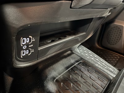 2025 RAM 4500 Chassis Tradesman 4x4 Crew Cab 60" CA 173.4" WB