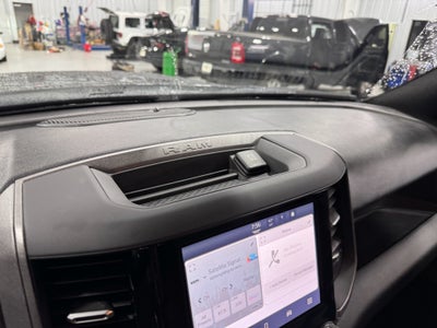 2025 RAM 4500 Chassis Tradesman 4x4 Crew Cab 60" CA 173.4" WB