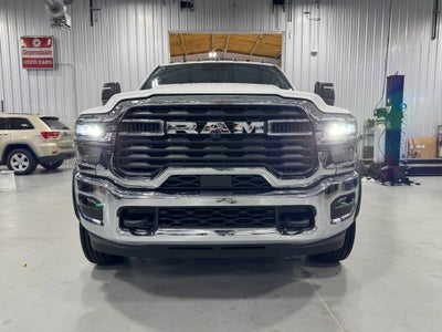 2025 RAM 4500 Chassis Tradesman 4x4 Crew Cab 84" CA 197.4" WB