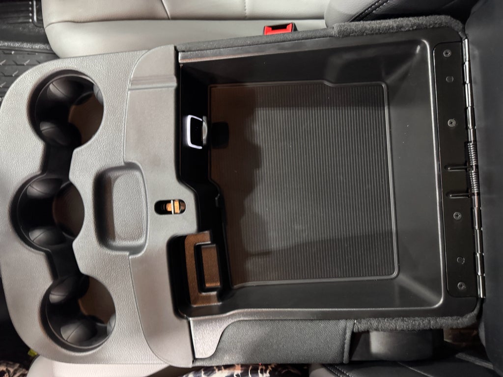 2025 RAM 4500 Chassis Tradesman 4x4 Crew Cab 84" CA 197.4" WB