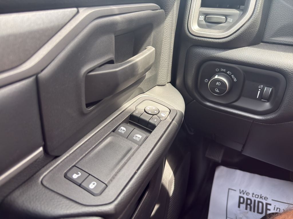 2025 RAM 5500 Chassis Tradesman