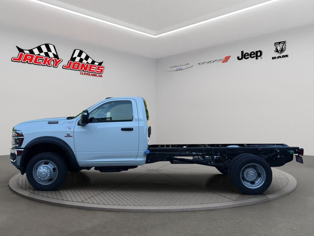 2026 RAM 5500 Chassis Tradesman
