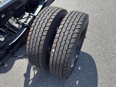 2027 RAM 5500 Chassis Tradesman 4x4 Reg Cab 84" CA 168.5" WB