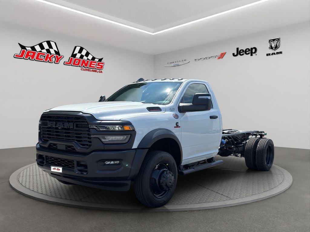 2027 RAM 5500 Chassis Tradesman 4x4 Reg Cab 84" CA 168.5" WB