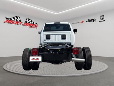 2027 RAM 5500 Chassis Tradesman 4x4 Reg Cab 84" CA 168.5" WB