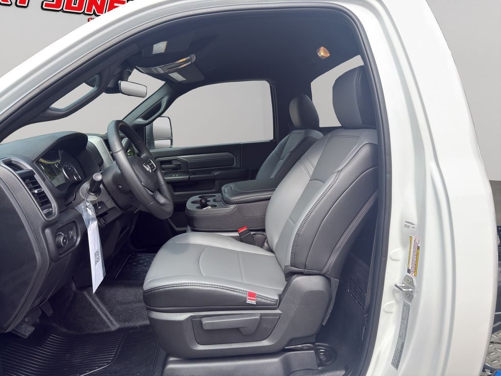 2026 RAM 5500 Chassis Tradesman