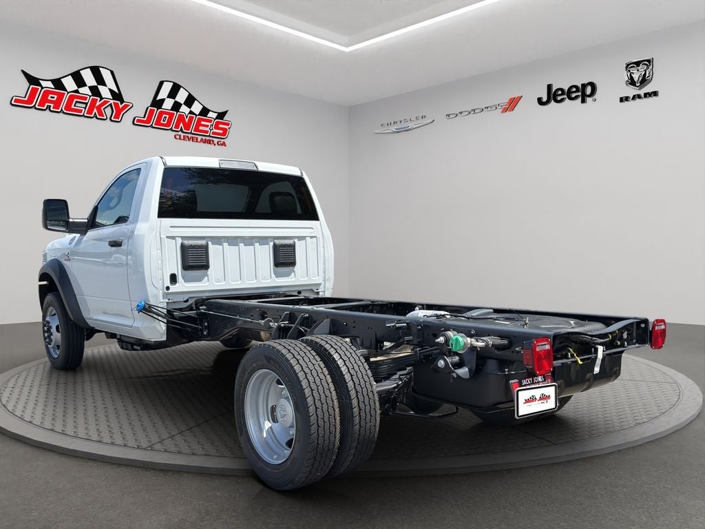 2026 RAM 5500 Chassis Tradesman 4x4 Reg Cab 84" CA 168.5" WB
