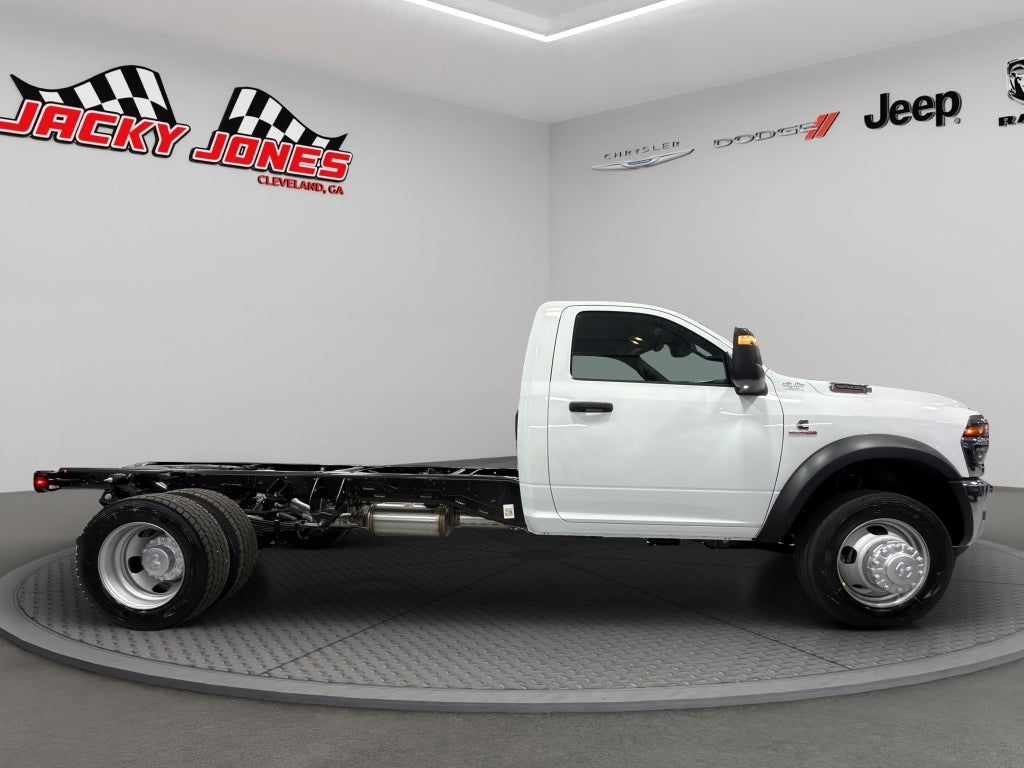 2026 RAM 5500 Chassis Tradesman 4x4 Reg Cab 84" CA 168.5" WB