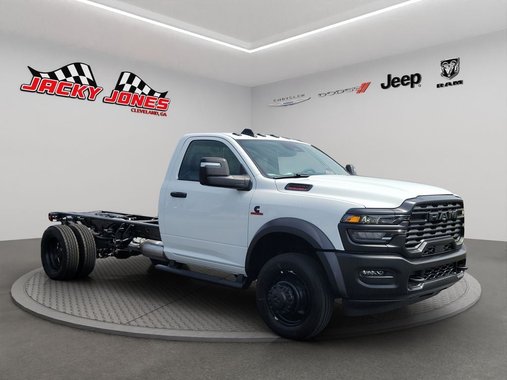 2027 RAM 5500 Chassis Tradesman 4x4 Reg Cab 84" CA 168.5" WB