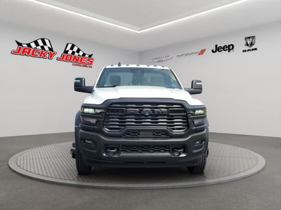 2027 RAM 5500 Chassis Tradesman 4x4 Reg Cab 84" CA 168.5" WB