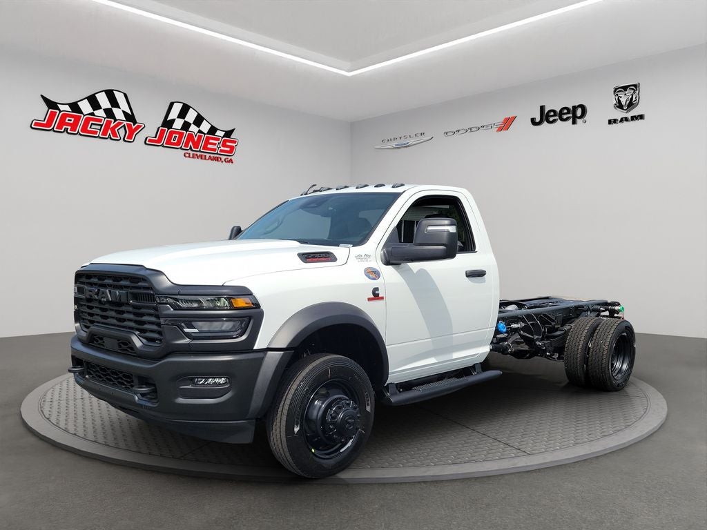 2027 RAM 5500 Chassis Tradesman 4x4 Reg Cab 84" CA 168.5" WB