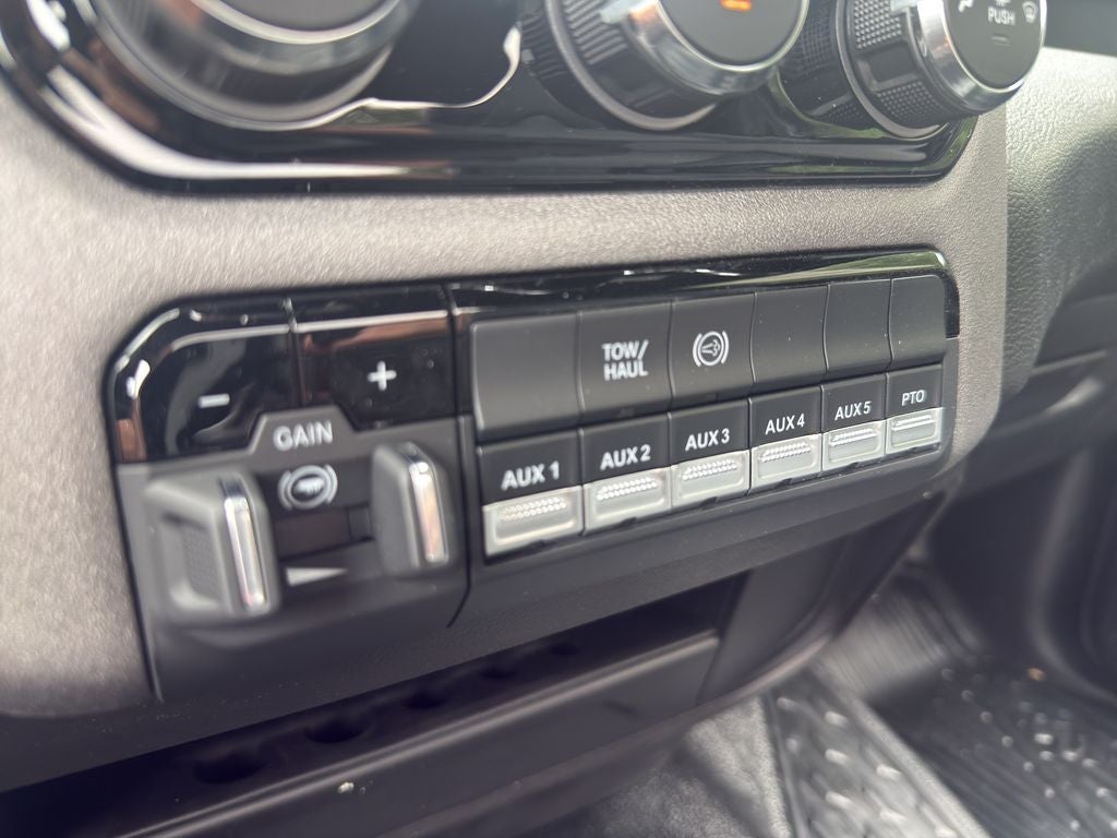 2026 RAM 5500 Chassis Tradesman