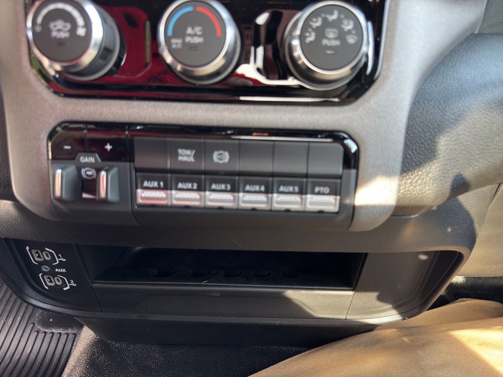 2026 RAM 5500 Chassis Tradesman