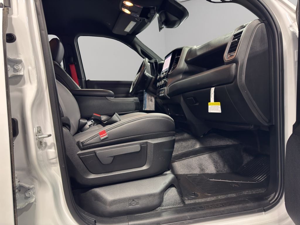 2025 RAM 5500 Chassis Tradesman