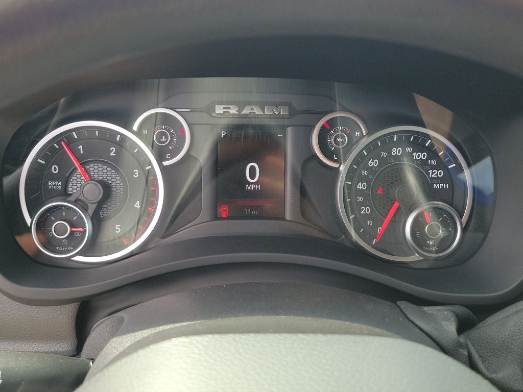 2027 RAM 5500 Chassis Big Horn