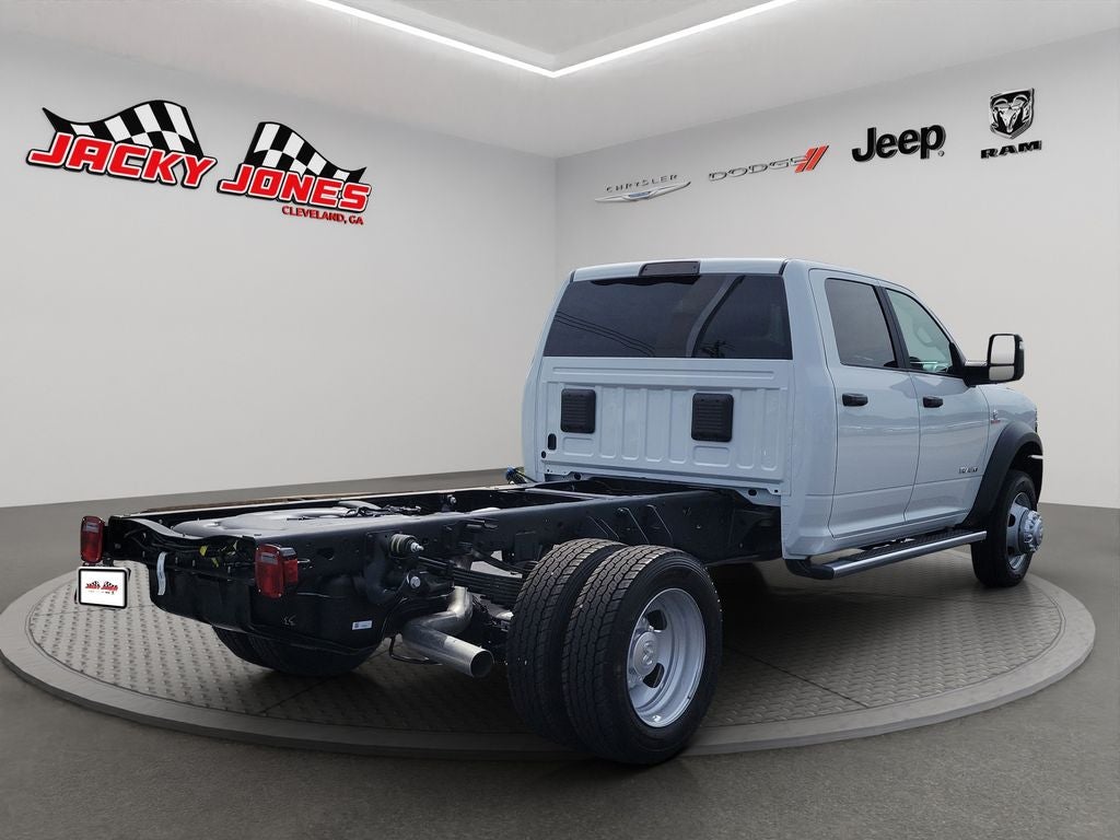 2027 RAM 5500 Chassis Big Horn