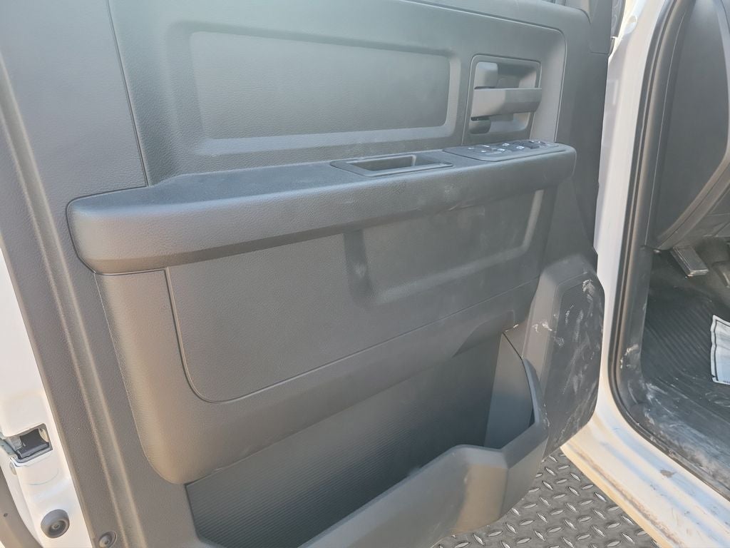 2025 RAM 5500 Chassis Tradesman