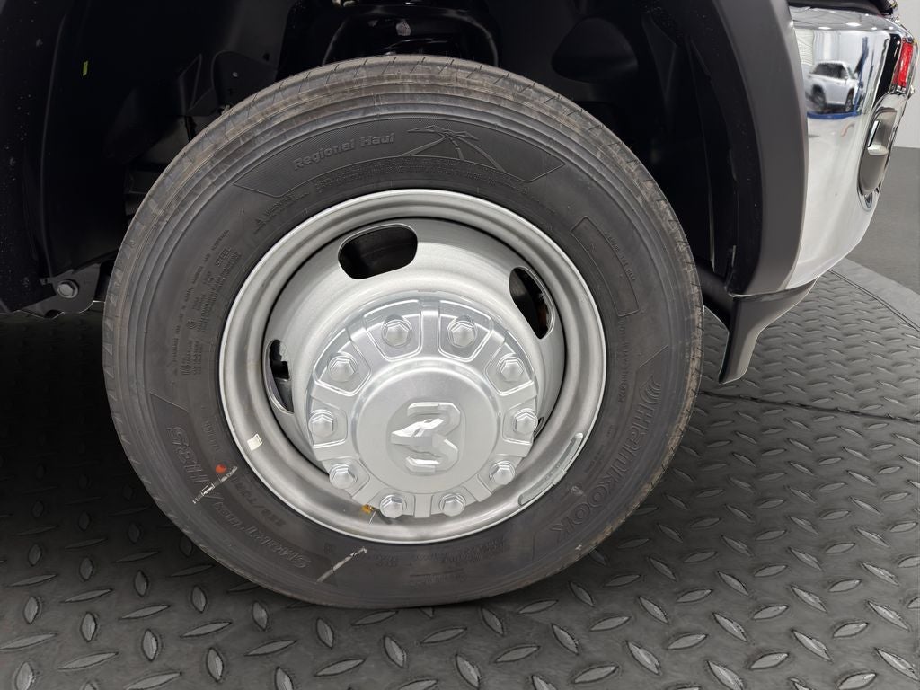 2025 RAM 5500 Chassis Tradesman