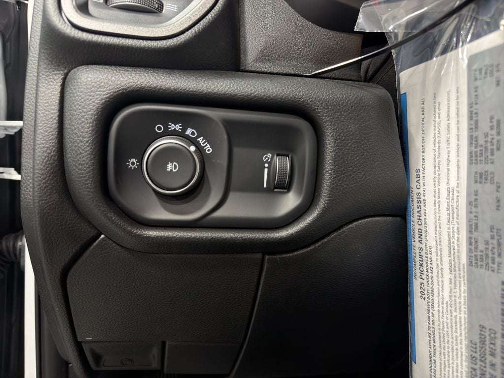 2025 RAM 5500 Chassis Tradesman