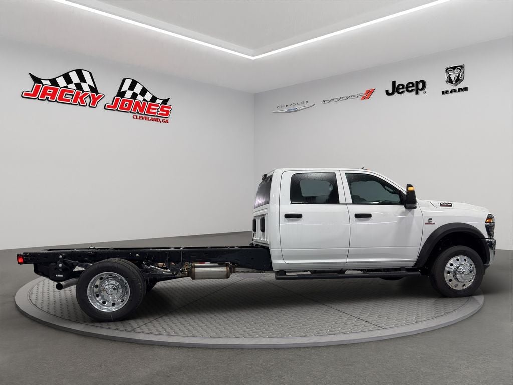 2025 RAM 5500 Chassis Tradesman