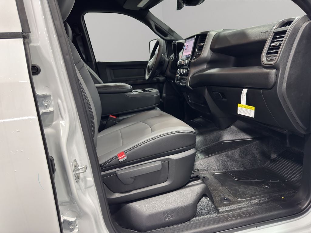 2025 RAM 5500 Chassis Tradesman