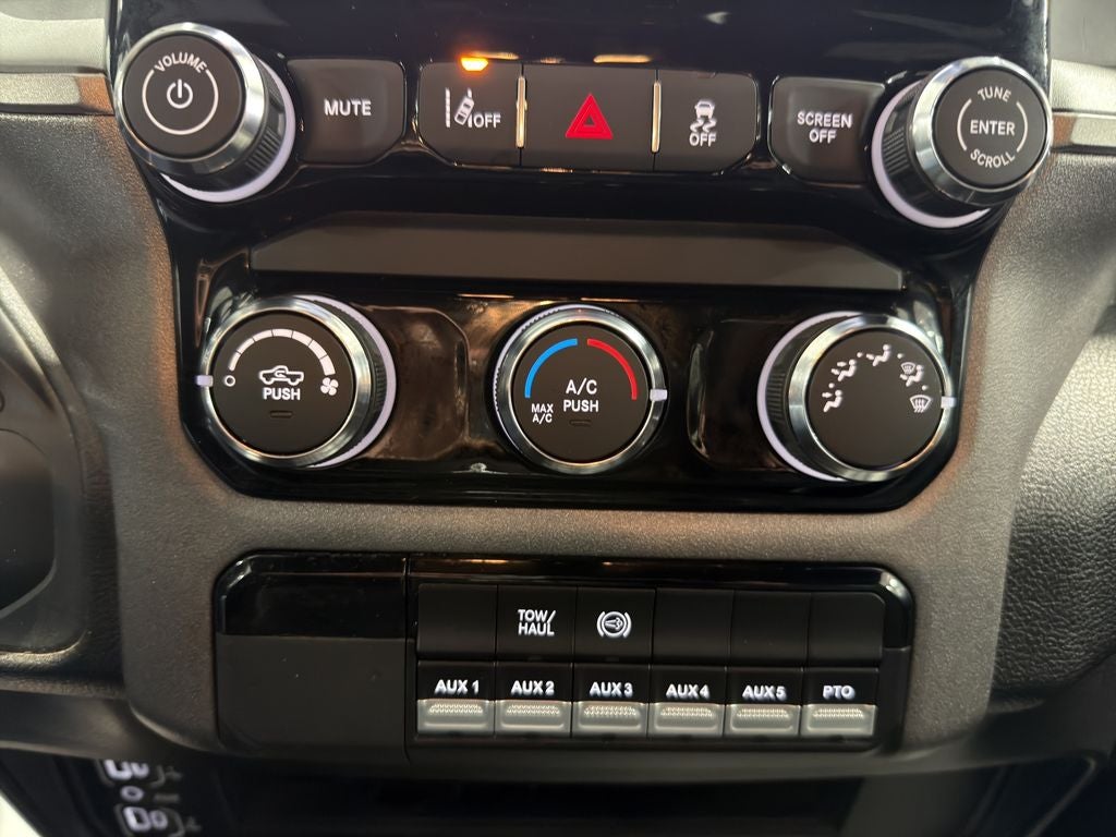 2025 RAM 5500 Chassis Tradesman