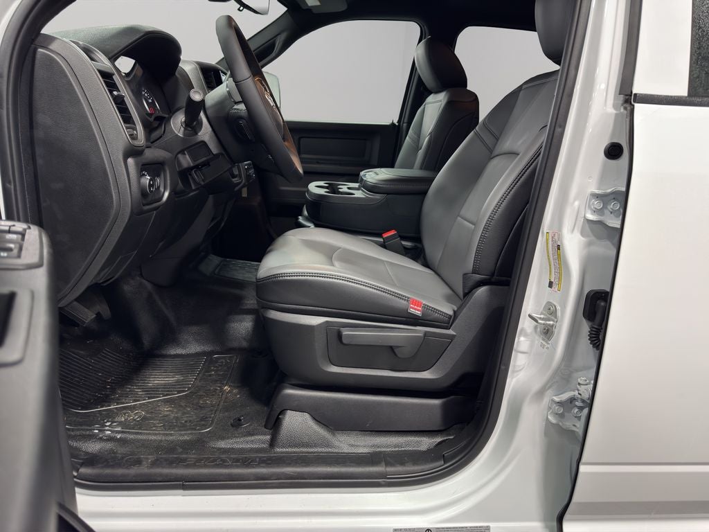 2025 RAM 5500 Chassis Tradesman