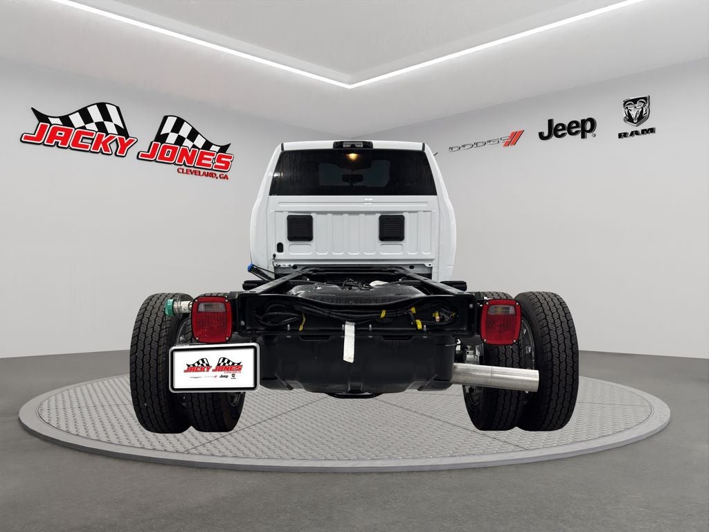 2025 RAM 5500 Chassis Tradesman