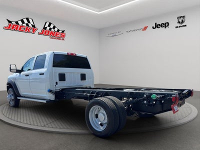 2026 RAM 5500 Chassis Tradesman 4x4 Crew Cab 84" CA 197.4" WB