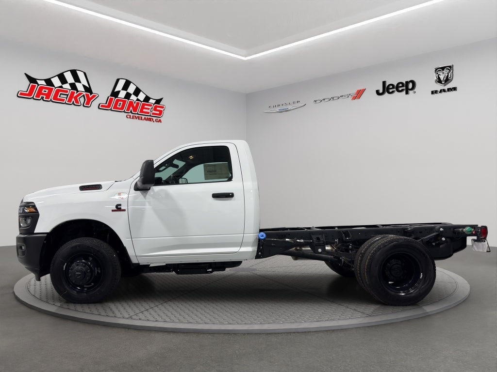 2026 RAM 3500 Chassis Tradesman