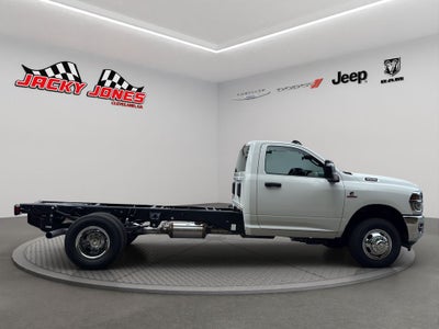 2026 RAM 3500 Chassis Tradesman