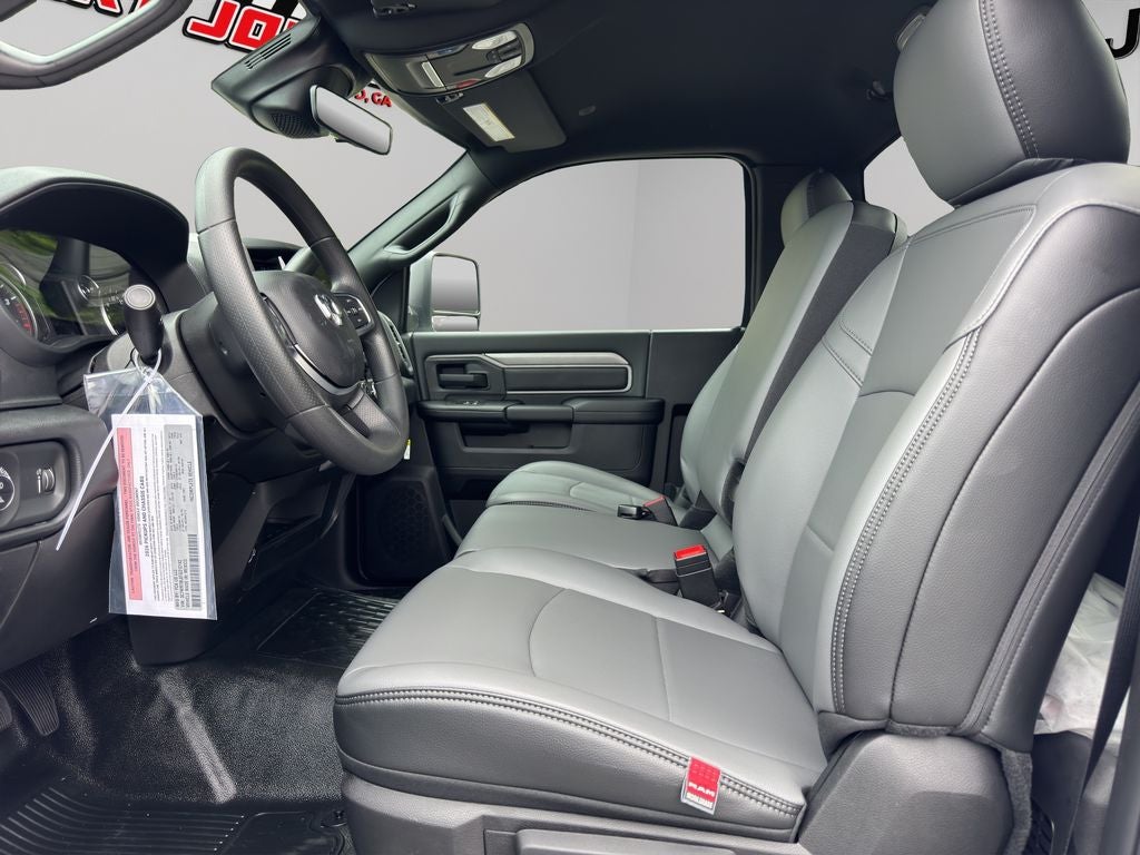 2026 RAM 3500 Chassis Tradesman