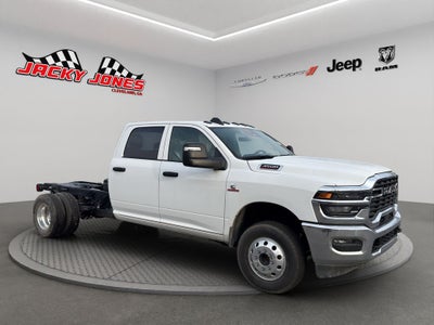 2025 RAM 3500 Chassis Tradesman