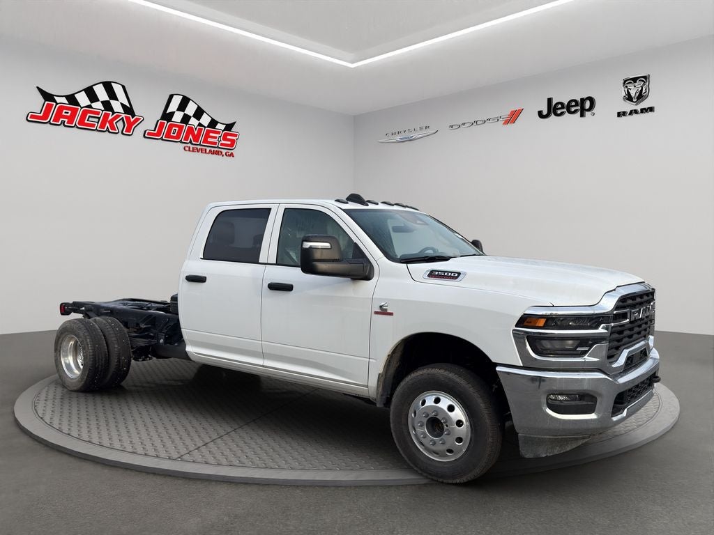 2025 RAM 3500 Chassis Tradesman