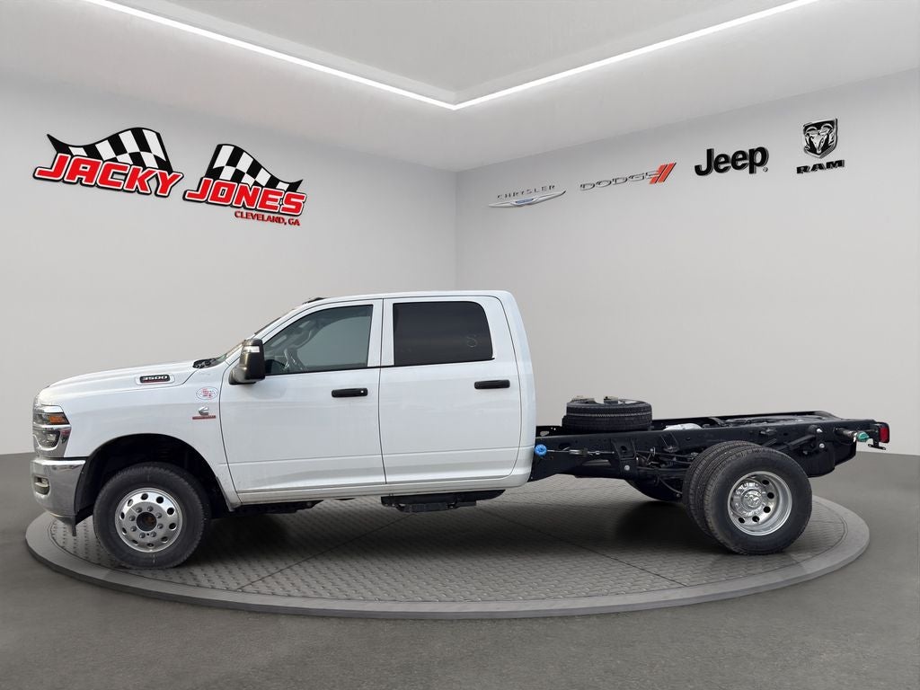 2025 RAM 3500 Chassis Tradesman