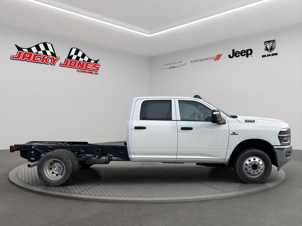 2025 RAM 3500 Chassis Tradesman