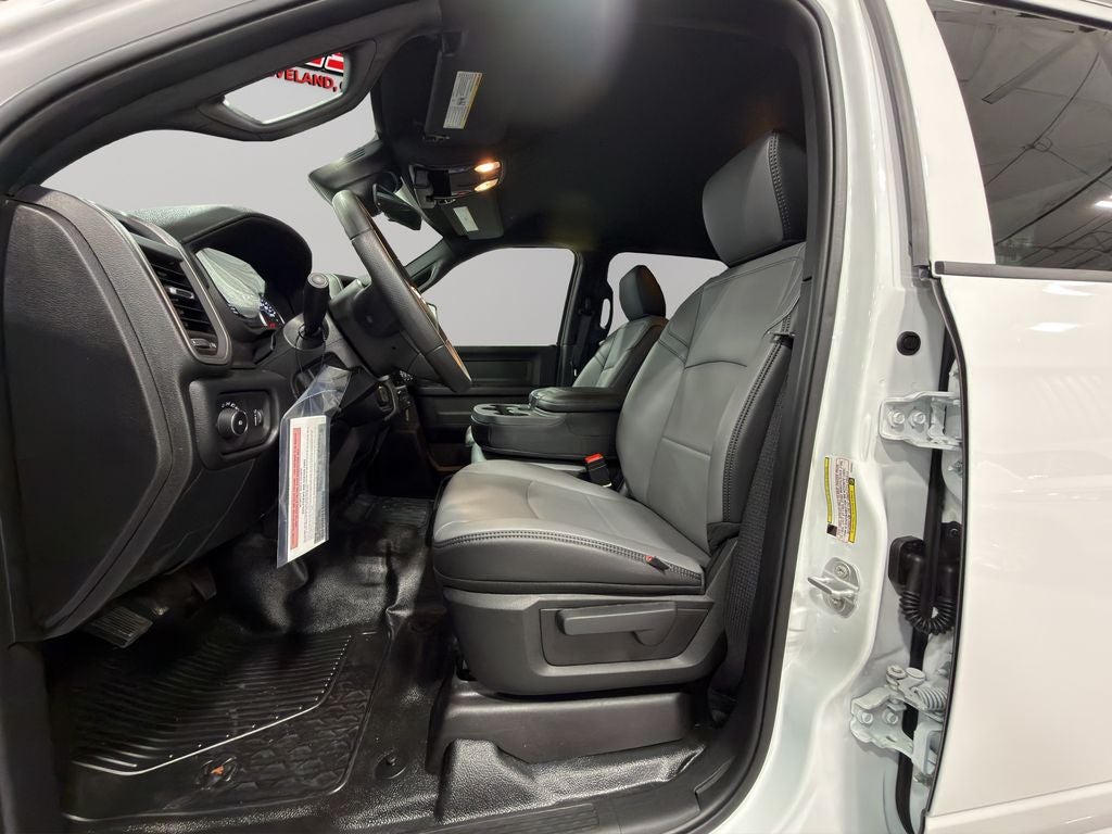 2026 RAM 3500 Chassis Tradesman