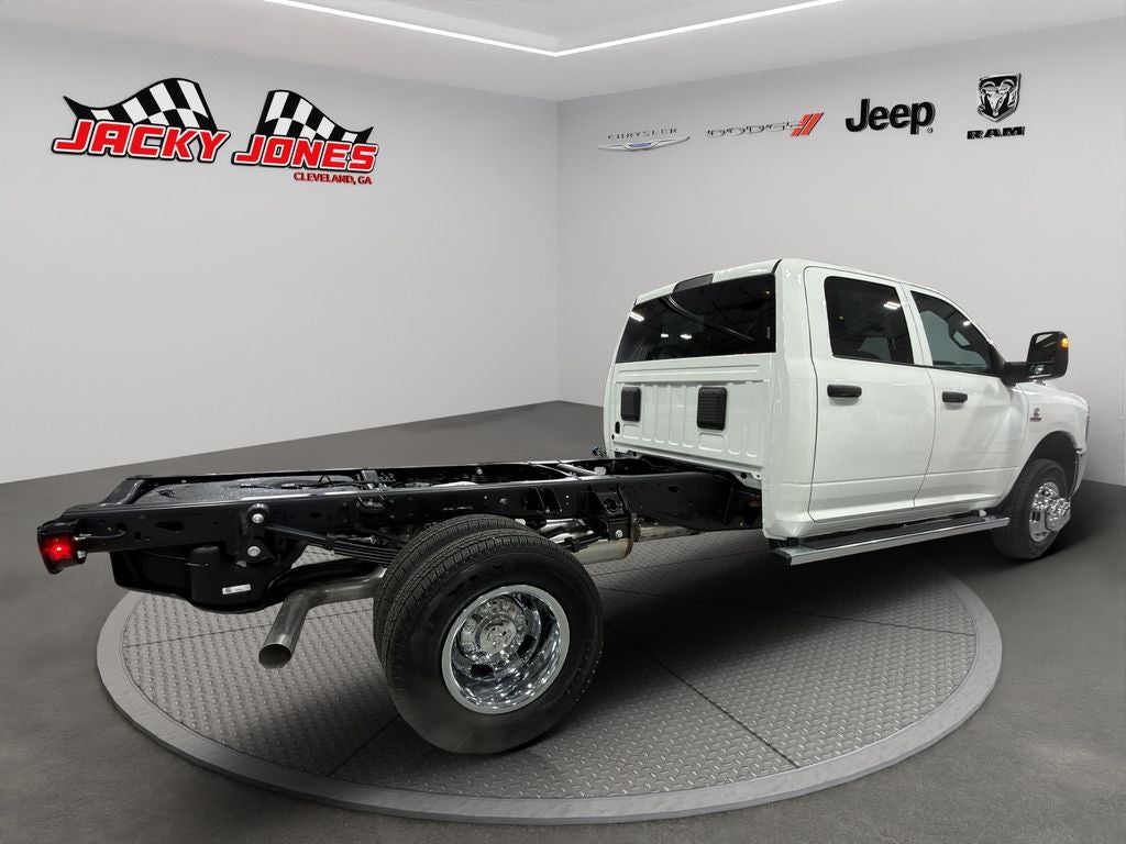 2026 RAM 3500 Chassis Tradesman