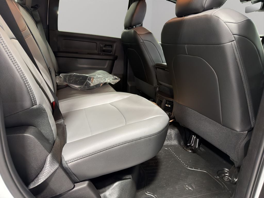 2026 RAM 3500 Chassis Tradesman