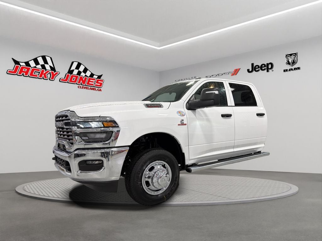 2026 RAM 3500 Chassis Tradesman