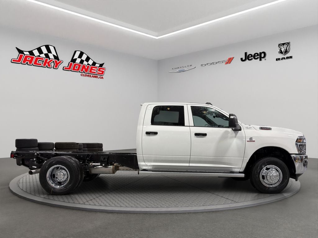 2026 RAM 3500 Chassis Tradesman
