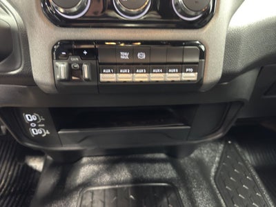 2025 RAM 3500 Chassis Tradesman