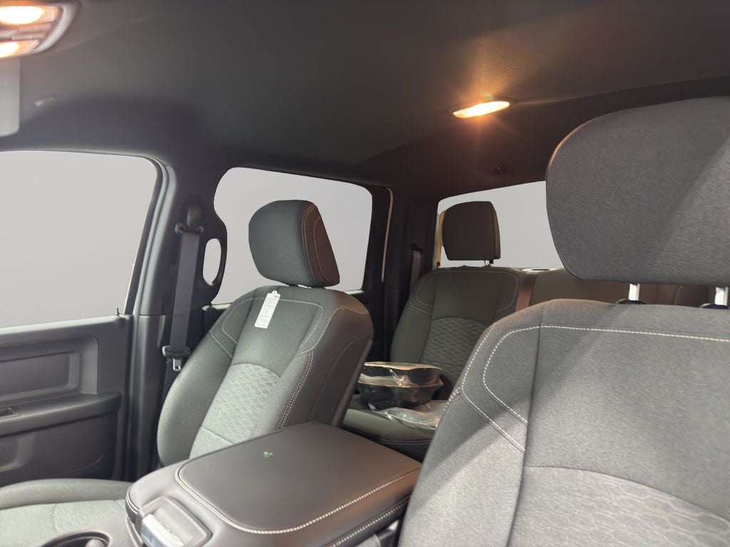 2025 RAM 3500 Chassis Tradesman