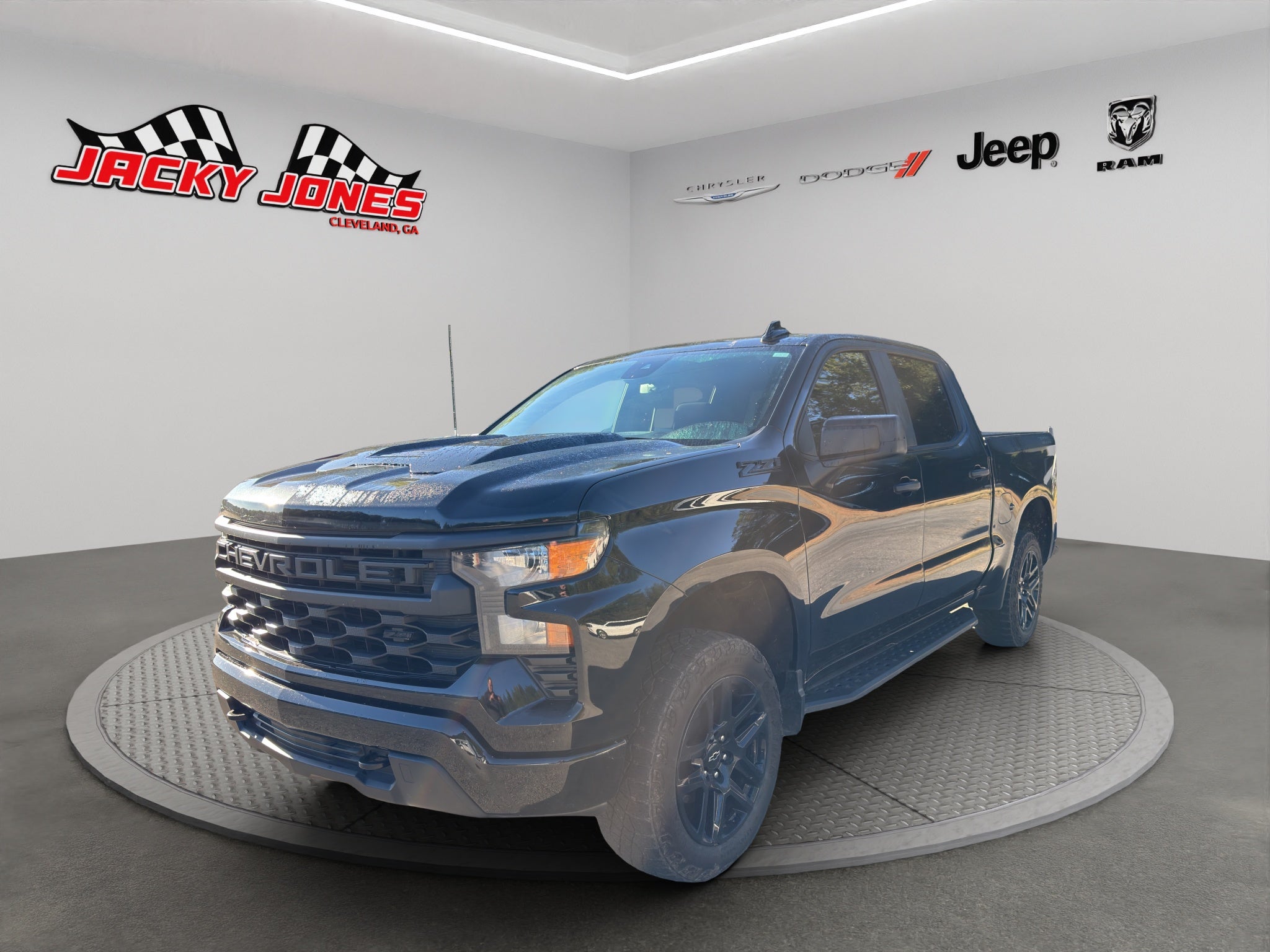 2024 Chevrolet Silverado Custom Trail Boss