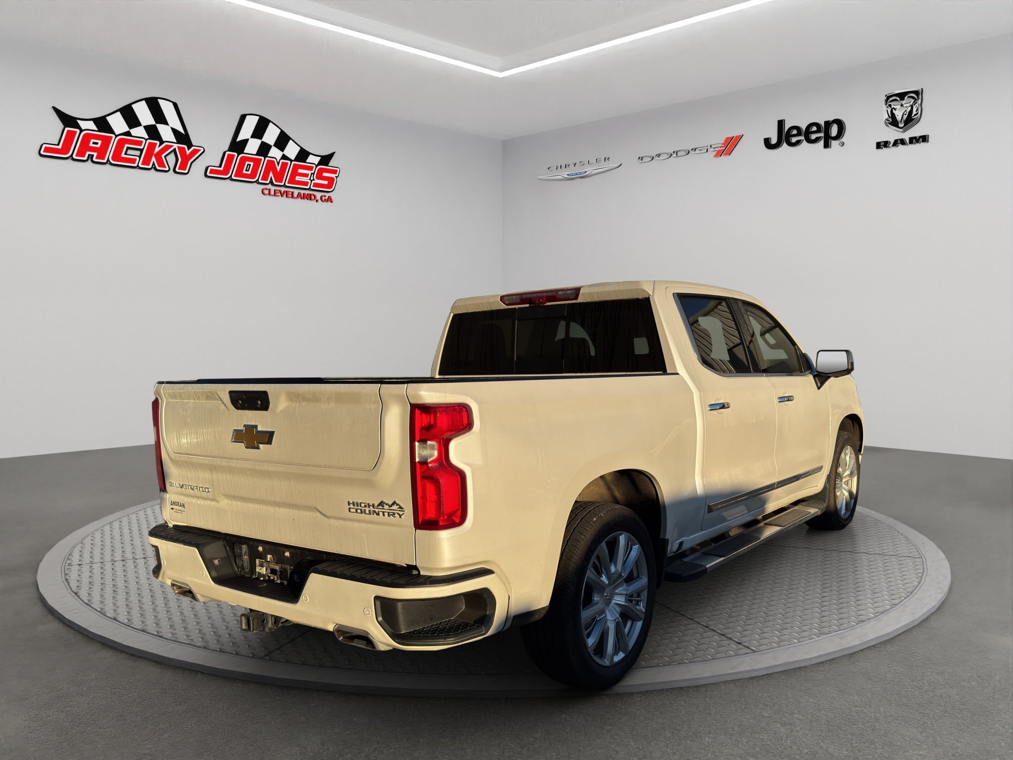 2024 Chevrolet Silverado High Country