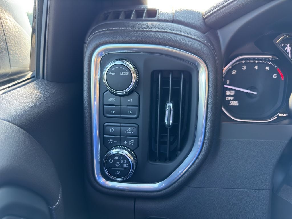2021 GMC Sierra SLT