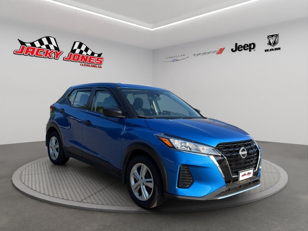 2023 Nissan Kicks S